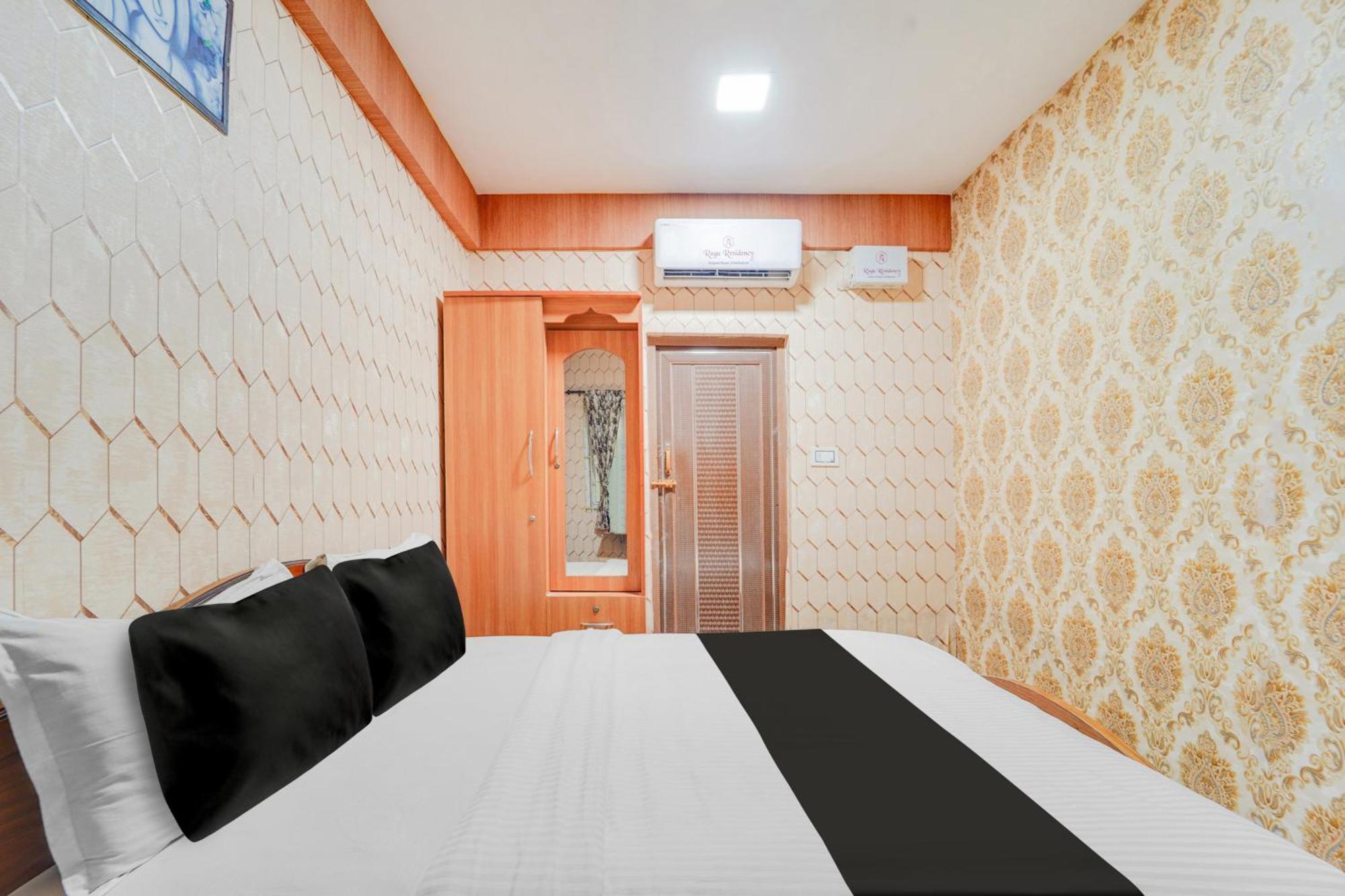 Super Hotel O Airport Road Κοϊμπατόρε Εξωτερικό φωτογραφία